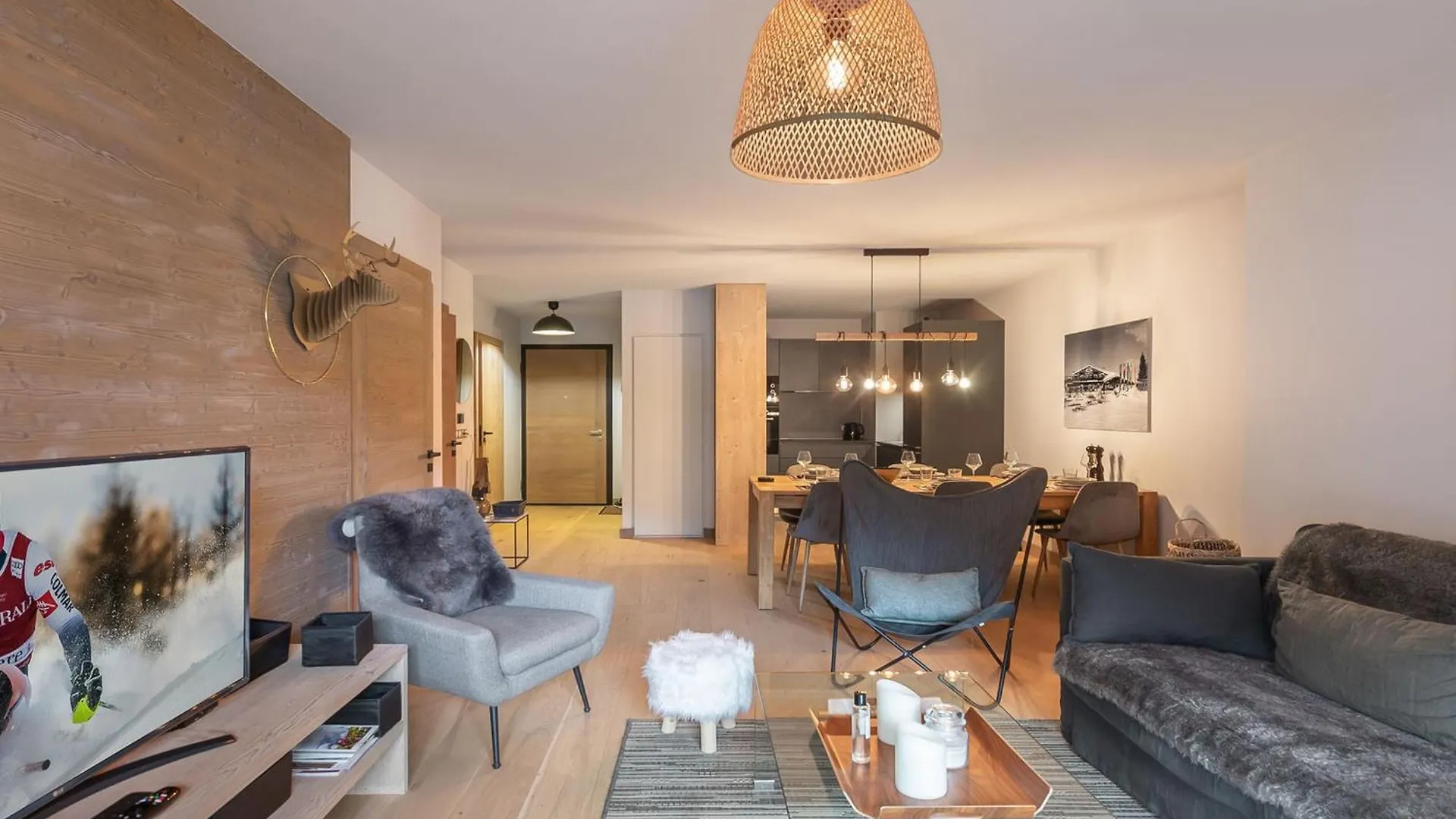 מגב Appartement Cosy A Rochebrune, Piscine Et Parking - Fr-1-569-58 0*,  צרפת
